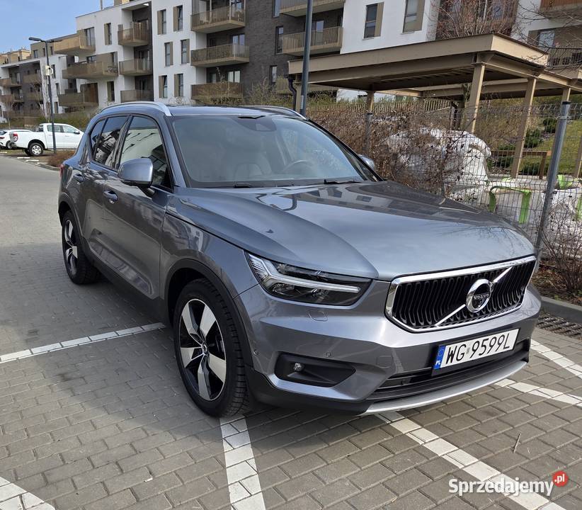 Volvo XC 40 T5 AWD Geartronic Momentum Pro