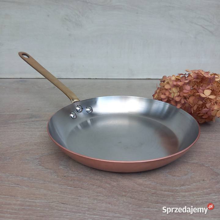 Miedziana patelnia średnica 22 sygnowana Warszawa