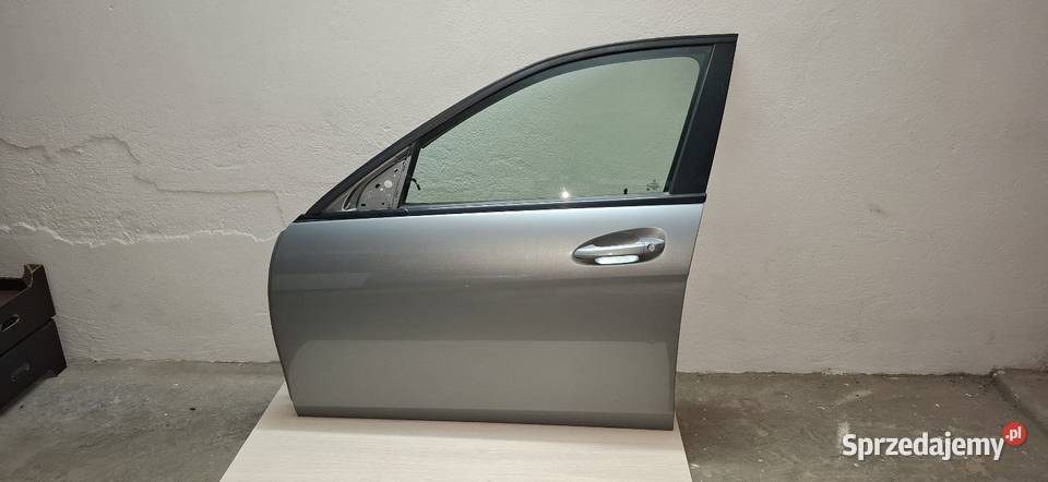 Drzwi lewe przód Mercedes W204