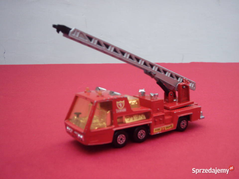 Wóz strażacki Firmy Matchbox Super Kings Lublin