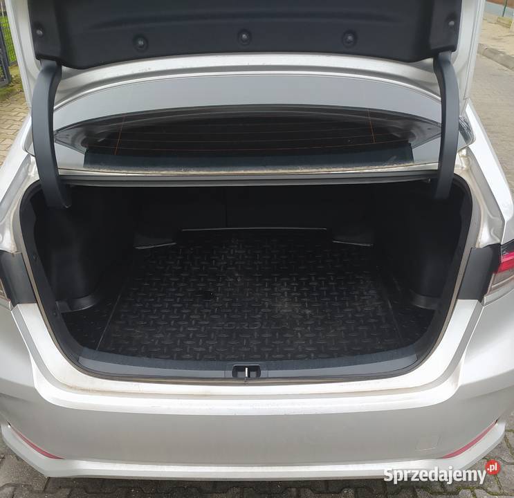 Toyota Corolla Hybryd 18 122 2021 LPG BRC SQ32 1798cm3 Wrocław