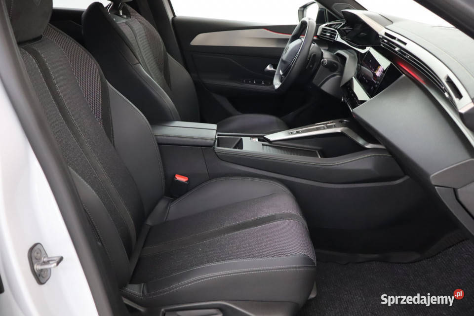 Peugeot 308 12 PureTech 23923km Zabrze