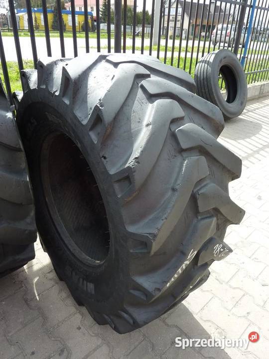 2xOpona używana 44565225 44565R225 18225 MITAS 22.5cale Zaścianki