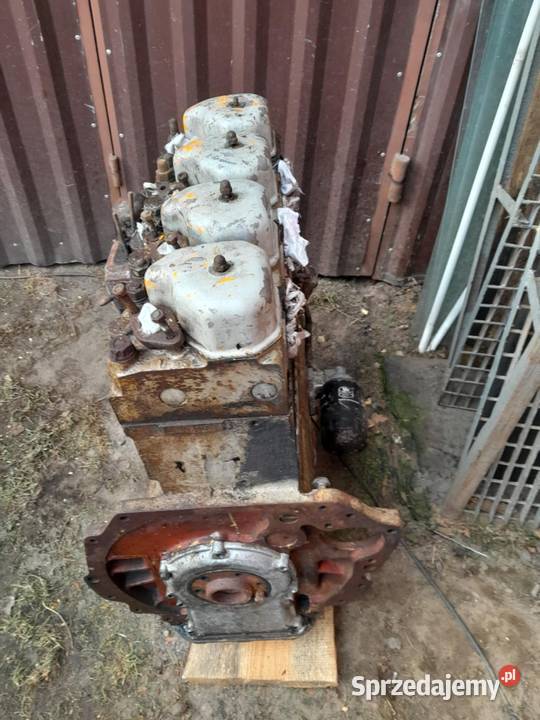 Silnik Ursus C 360 blok silnika Ursus C 360 Grębów