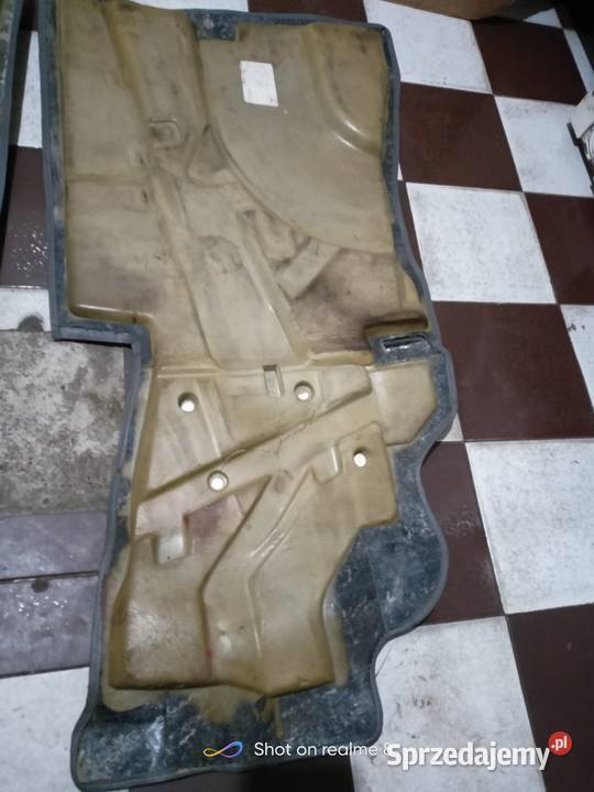 Mercedes 190 W201 dywanik wykładzina szary świętokrzyskie Skarżysko-Kamienna