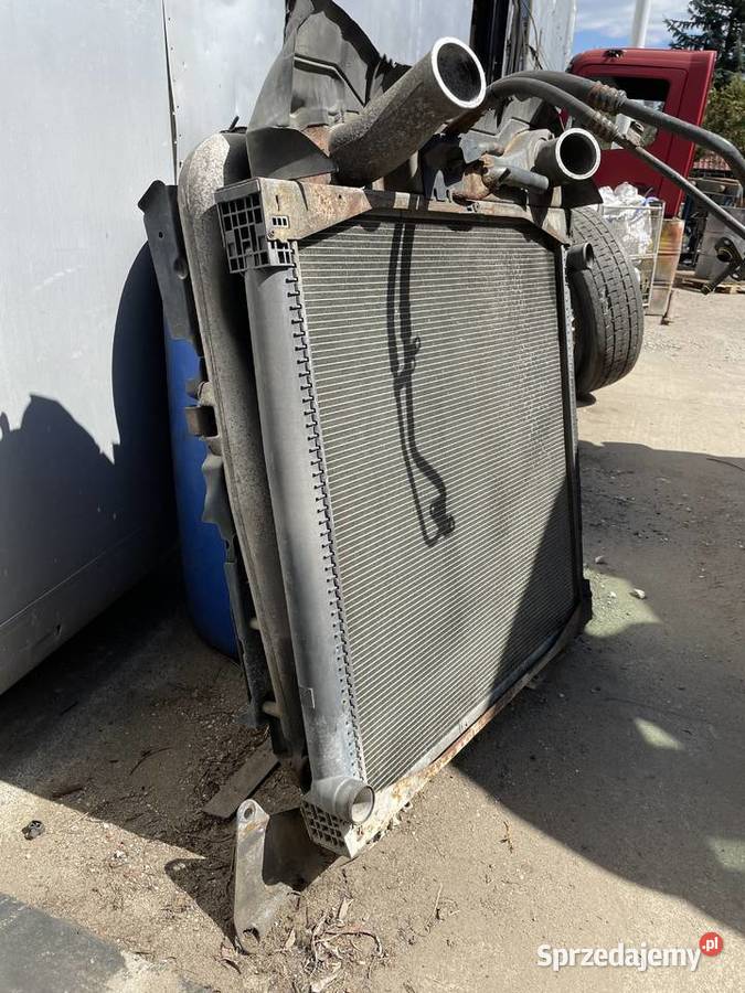 Komplet chłodnic Chłodnica cieczy i Intercooler ciężarowe