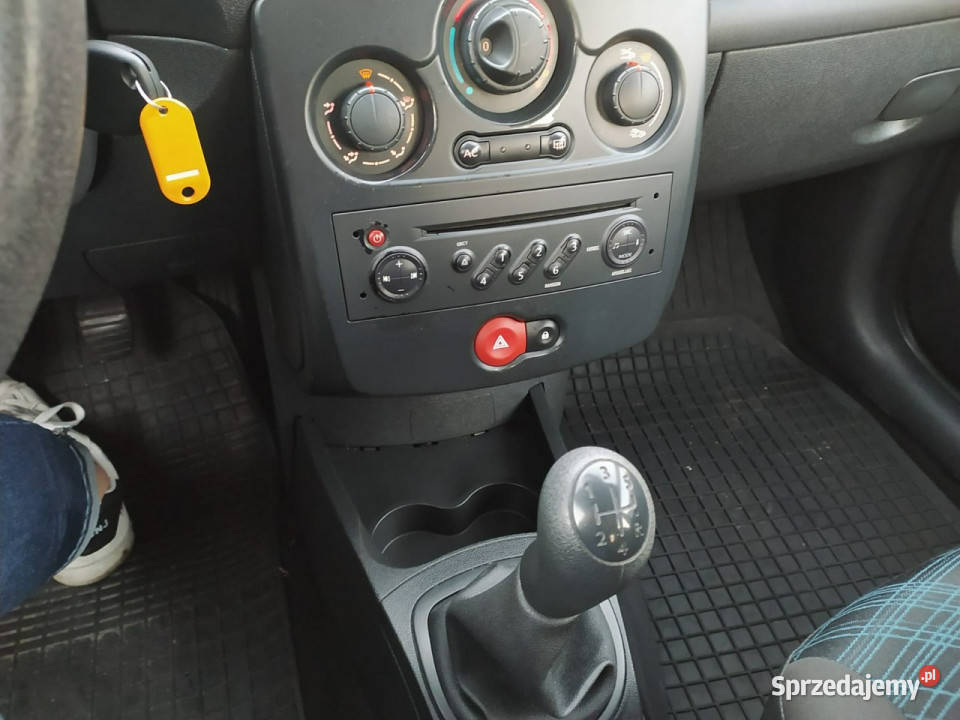 Renault Clio 12 65 dobrze utrzymanycserwisowany Łódź sprzedam