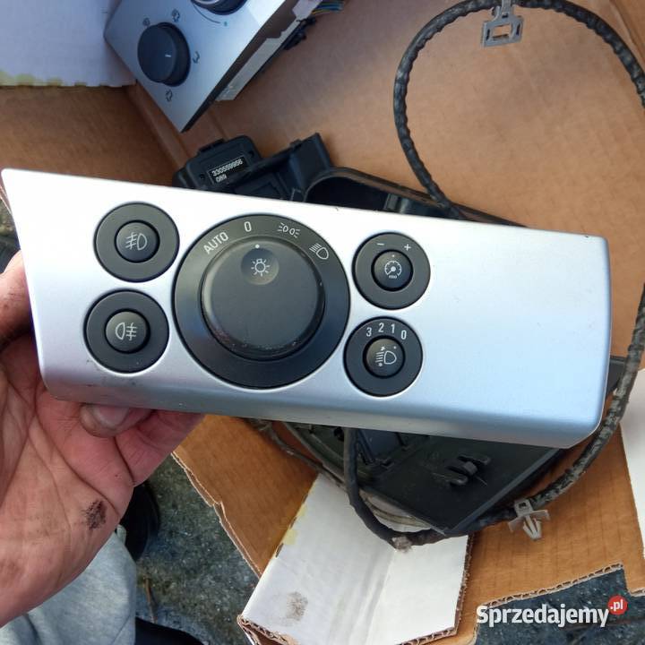 Opel Astra H włącznik świateł halogenów inne zachodniopomorskie