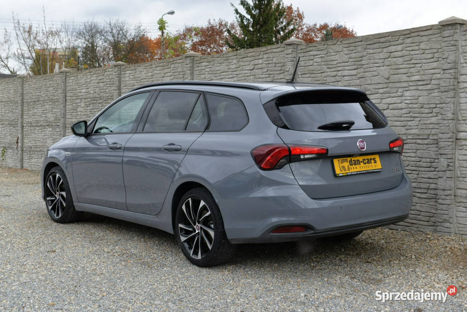 Fiat Tipo 14 Turbo 120 LED Kamera Navigacja Dąbrowa Górnicza