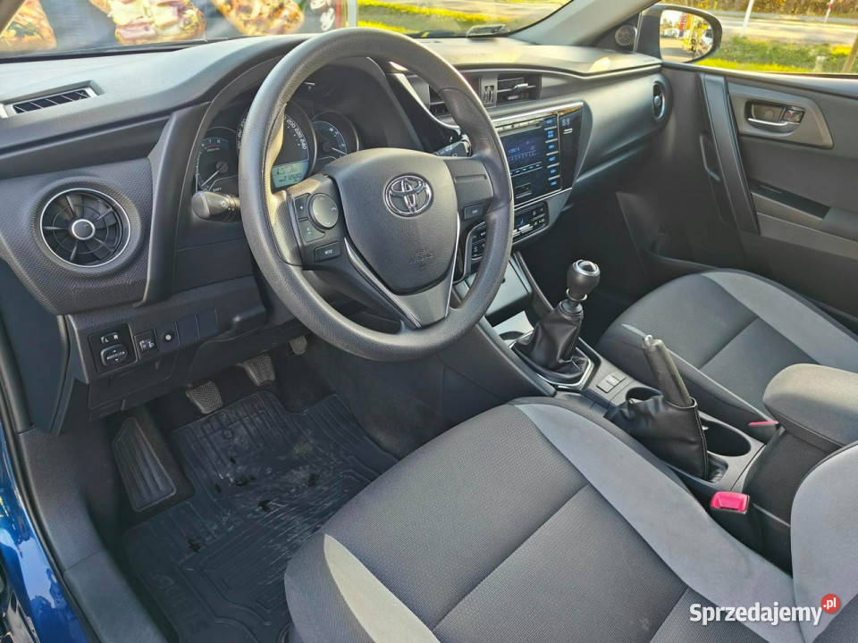 Toyota Auris II 2012 mazowieckie Karczew