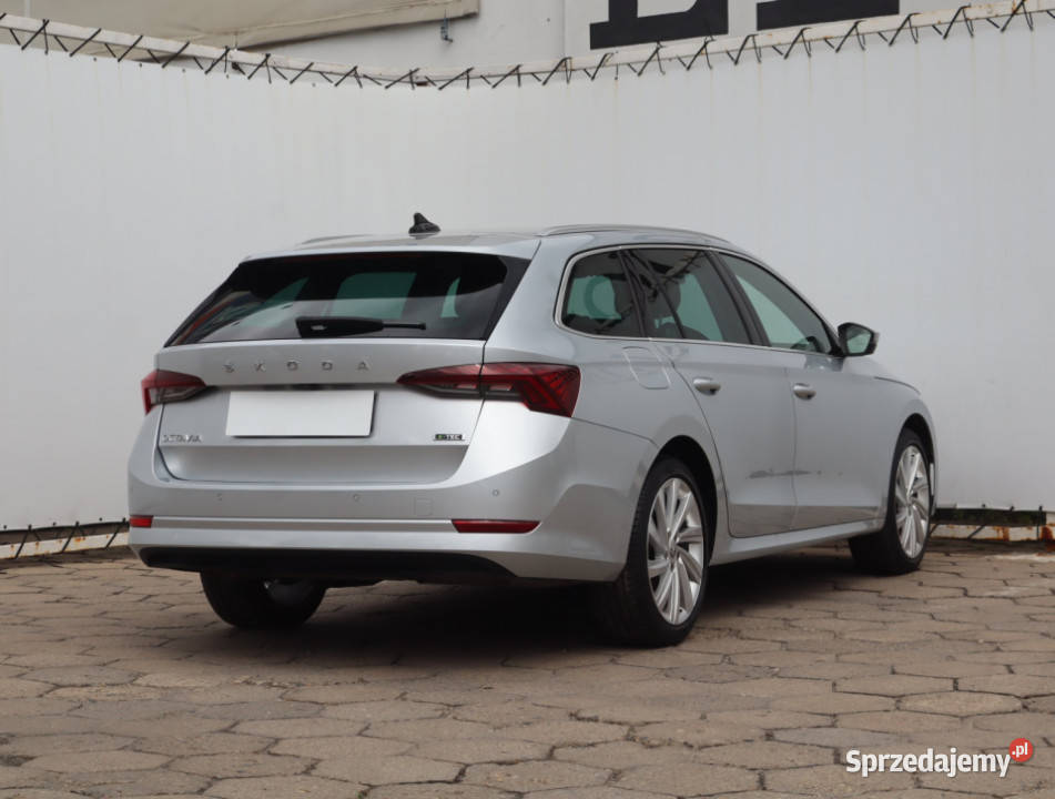Skoda Octavia 15 TSI ESP Łódź sprzedam