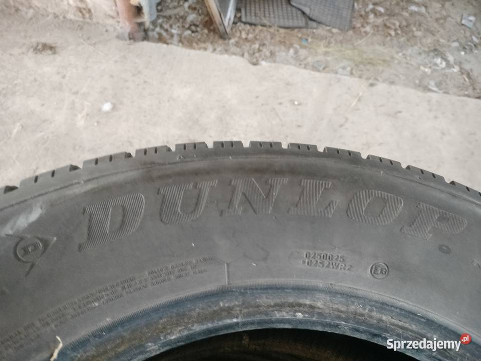Opony zimowe Dunlop 22565 R17 Blizocin