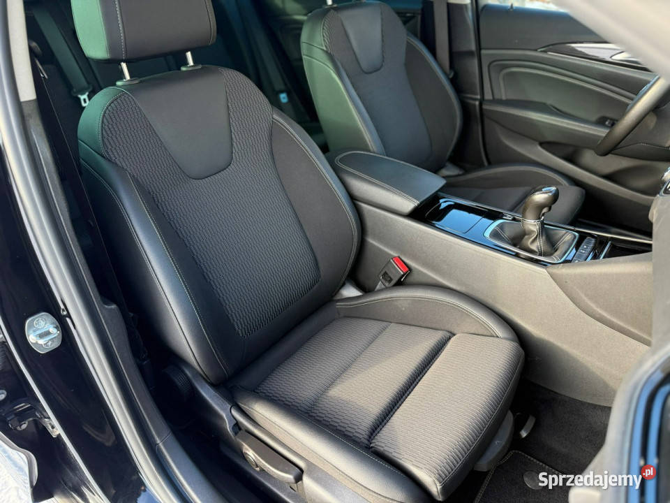 Opel Insignia OPC Dynamic B 2017 światła przeciwmgielne