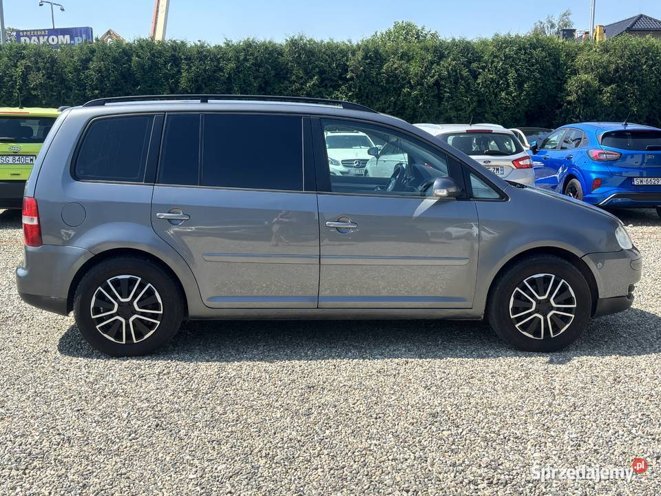 Volkswagen Touran 7 osobowy szary Paniówki sprzedam