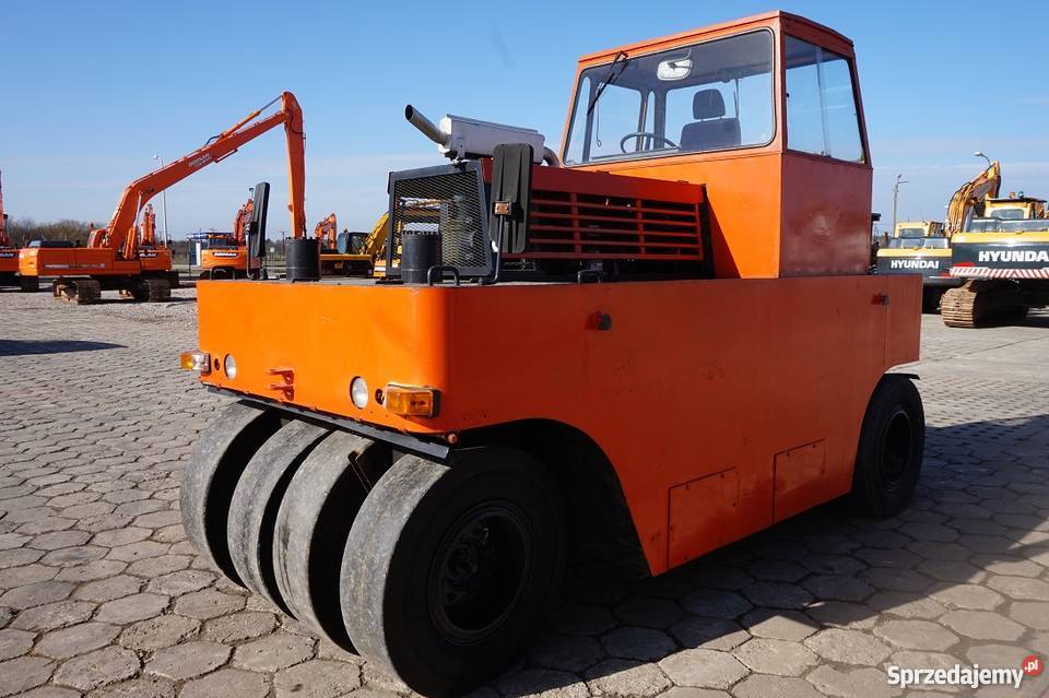 Stavoctroj Grw 101 walec ogumiony Rok produkcji 1988 Tuliszków