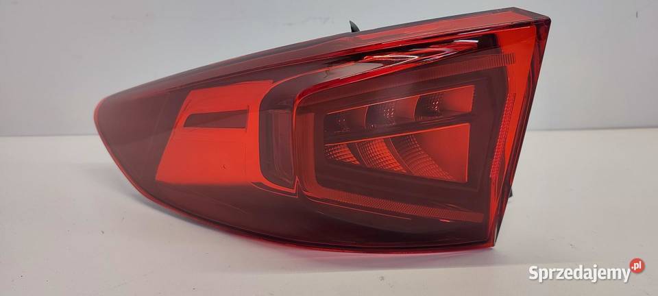 CUPRA FORMENTOR LAMPA LEWY TYŁ 5FF945207