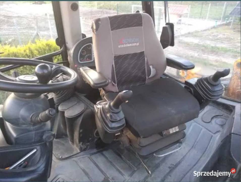 JCB 4CX 4 łyżki przedłużane widły Radom