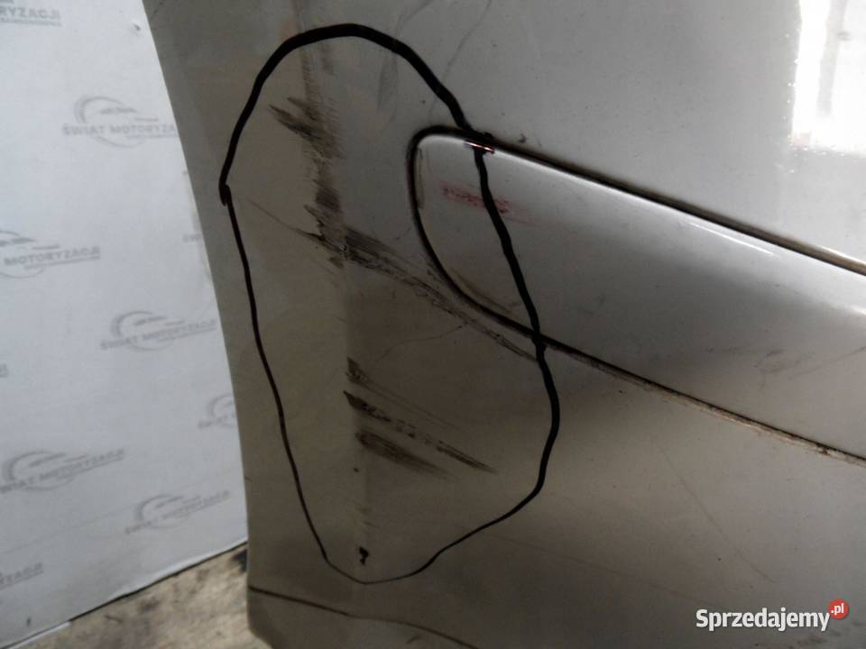 BMW E81 E87 LIFT 07r zderzak przód sprzedam