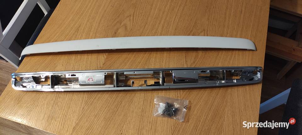 Listwa Klapy Tył Citroen C4 Picasso chrom Gdańsk