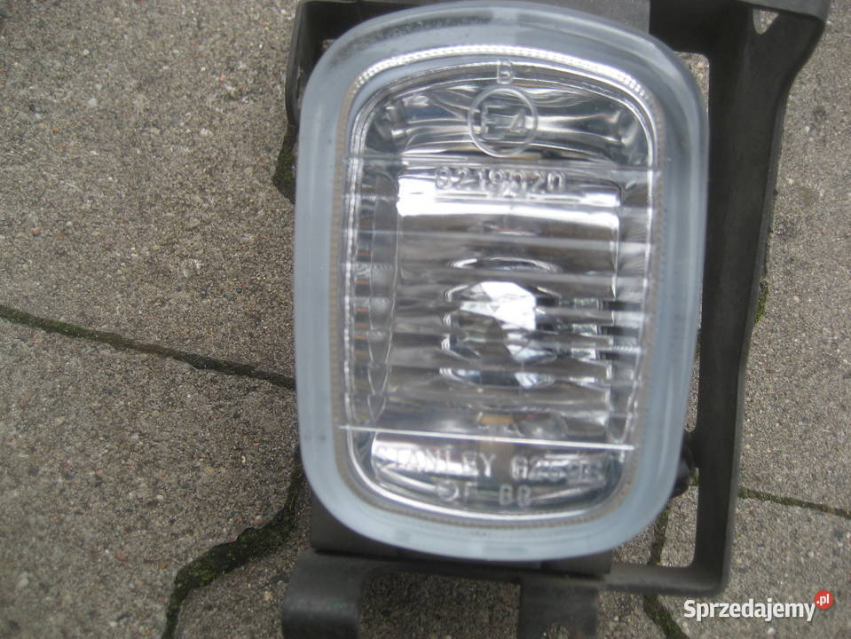 suzuki swift cultus halogen zderzaka prawy Rakoniewice