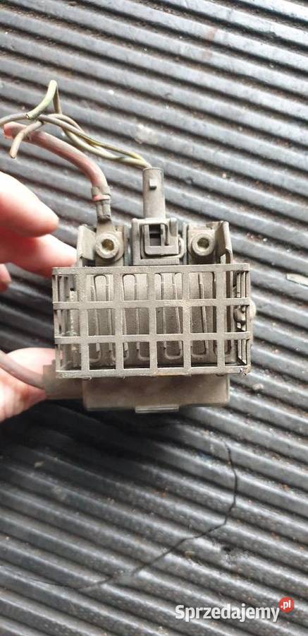 Opornica dmuchawy VW passat b3 Ogrzewanie, wentylacja i klimatyzacja Puławy