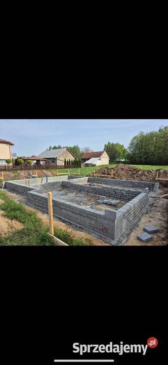 Działka budowlana z mediami i rozpoczętą budową Grunty i działki Piwoda