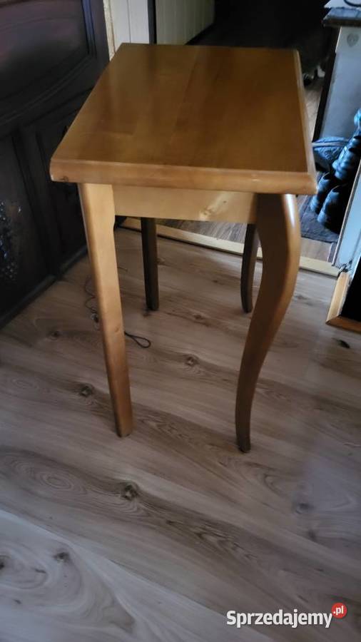 Stolik w stylu retro Toruń