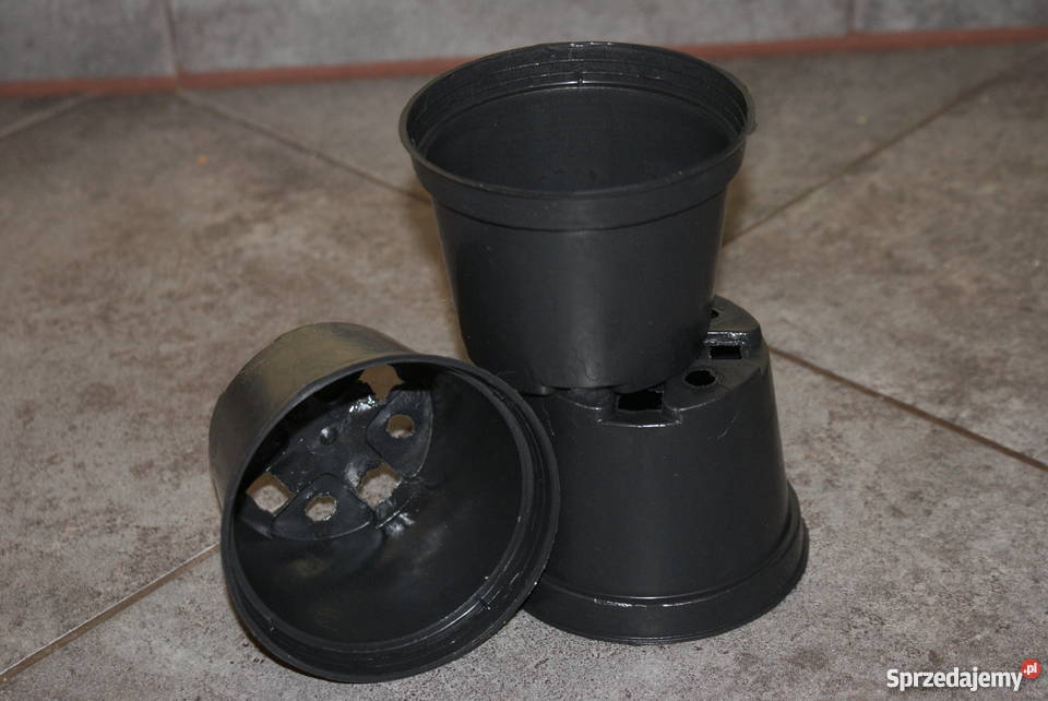Doniczki produkcyjne śr 10 0375L 10 czarne 11gr Siewierz