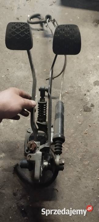 Pedał hamulca Mercedes w 123 24D