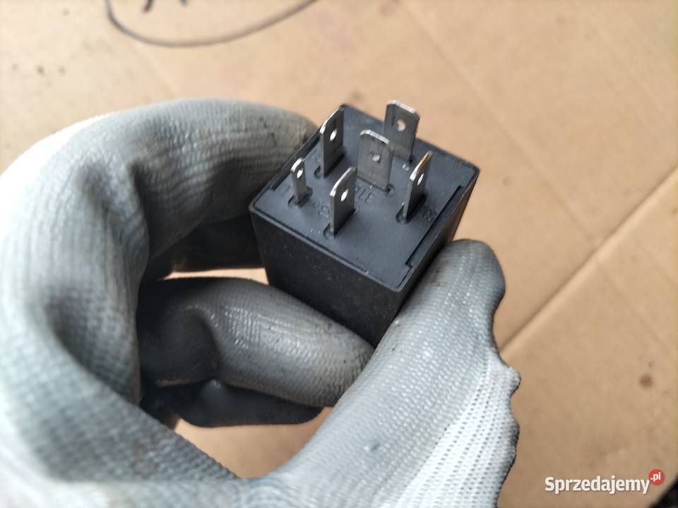 Przekaźnik AUDI 229 Kamień-Kolonia