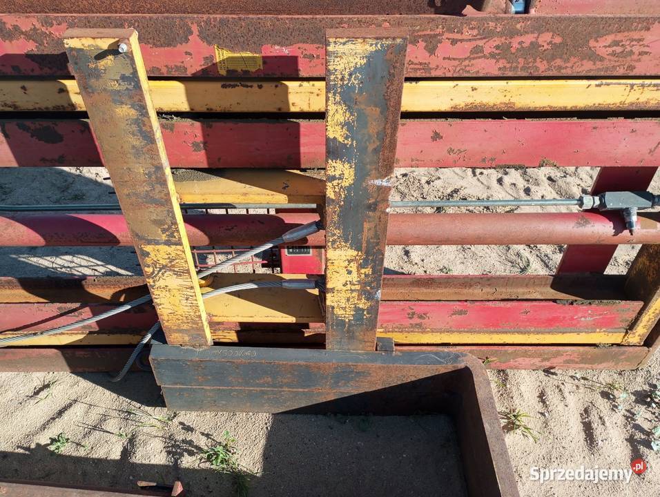 Paleciak ramka tur ładowarka Buk