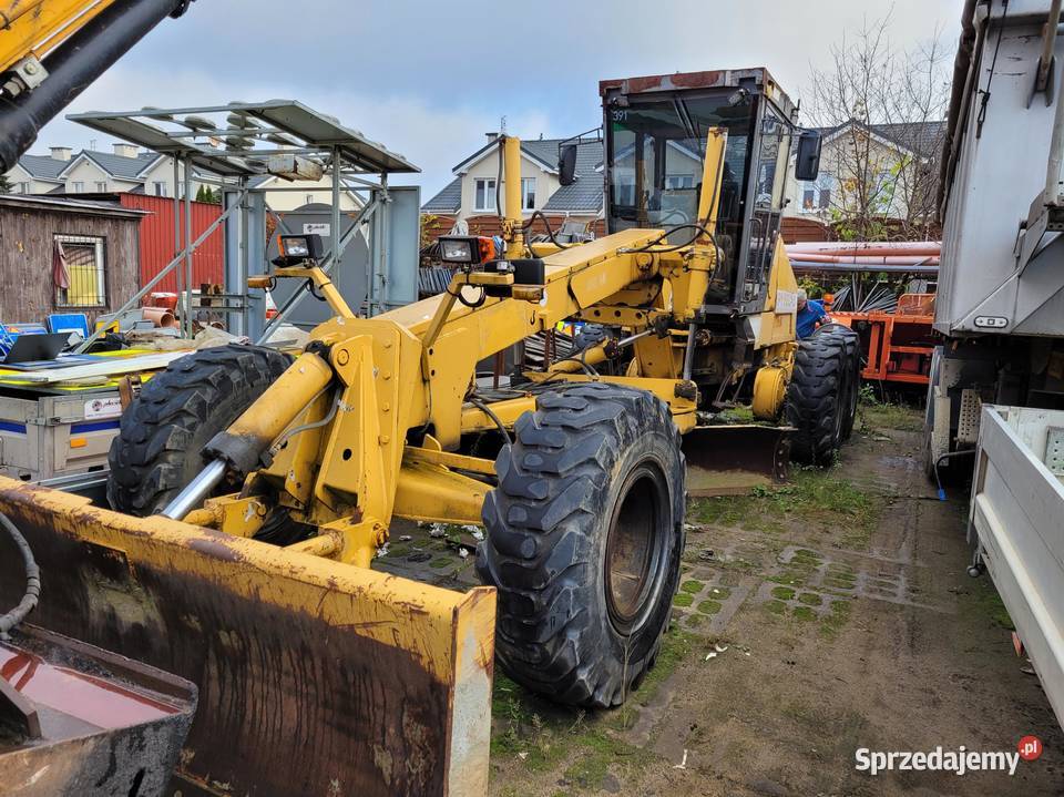 Stolik kawowy okrągły metal podstawa Syndyka