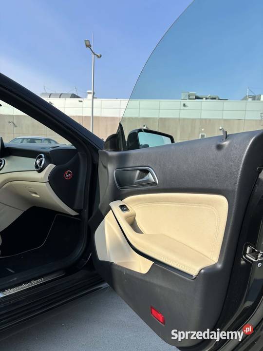 Mercedes cla