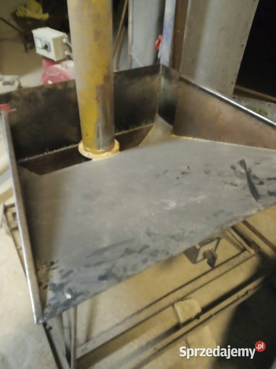 Przenośnik ślimakowy pionowy