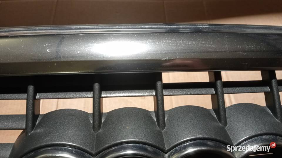 AUDI A6 C6 SLINE ATRAPA GRILL CHROM DEFEKT Zbierkowo