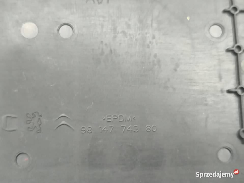 WKŁAD SCHOWKA PEUGEOT 5008 II 9814774380 sprzedam