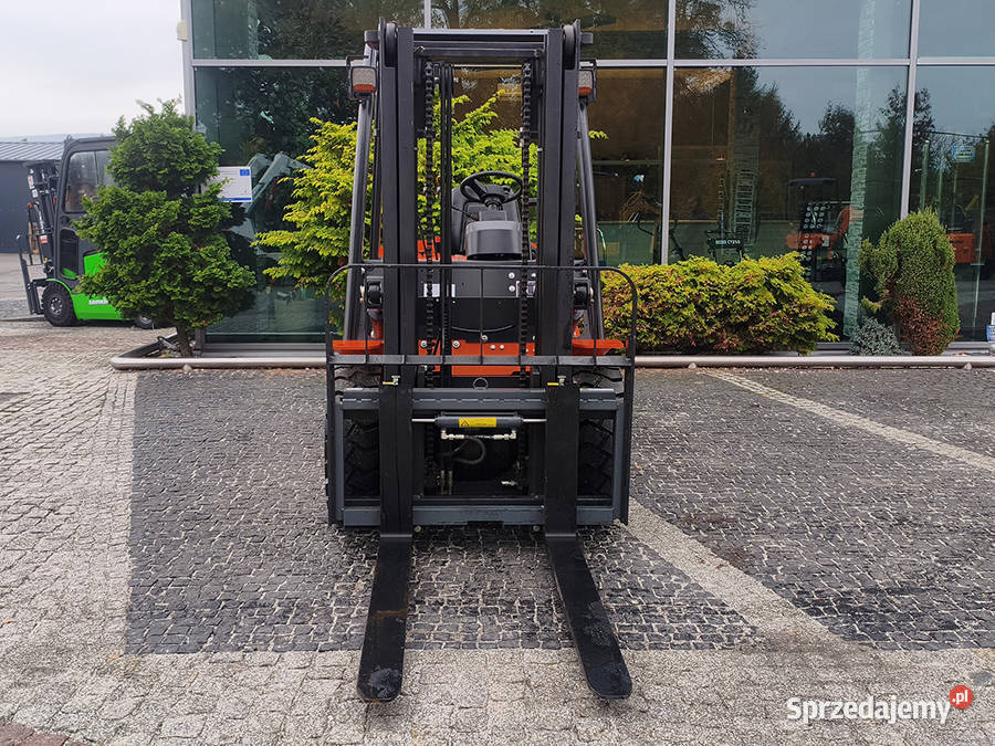Wózek widłowy Hchi CPCD30 3 t duplex 3 m diesel Kęty