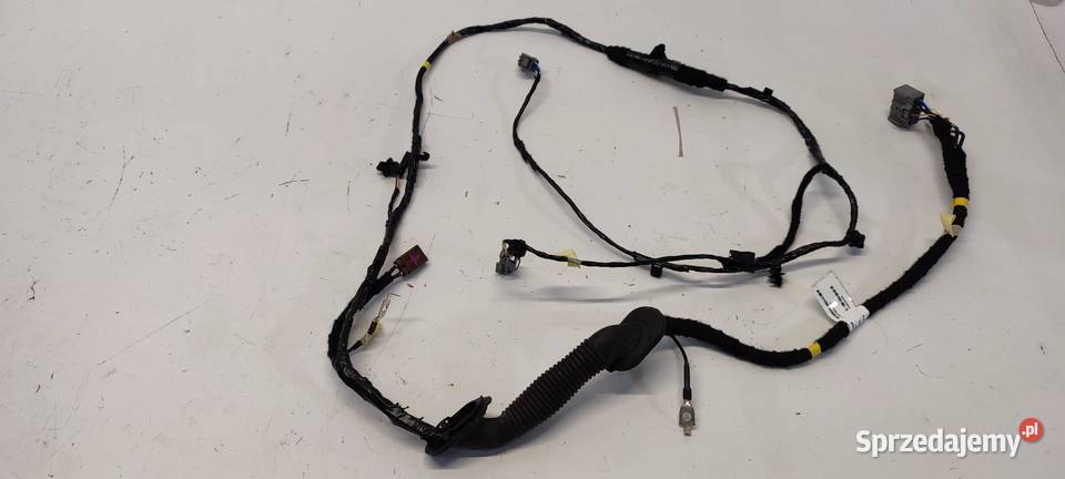 VOLVO XC40 WIĄZKA KLAPY BAGAŻNIKA 32130295 sprzedam