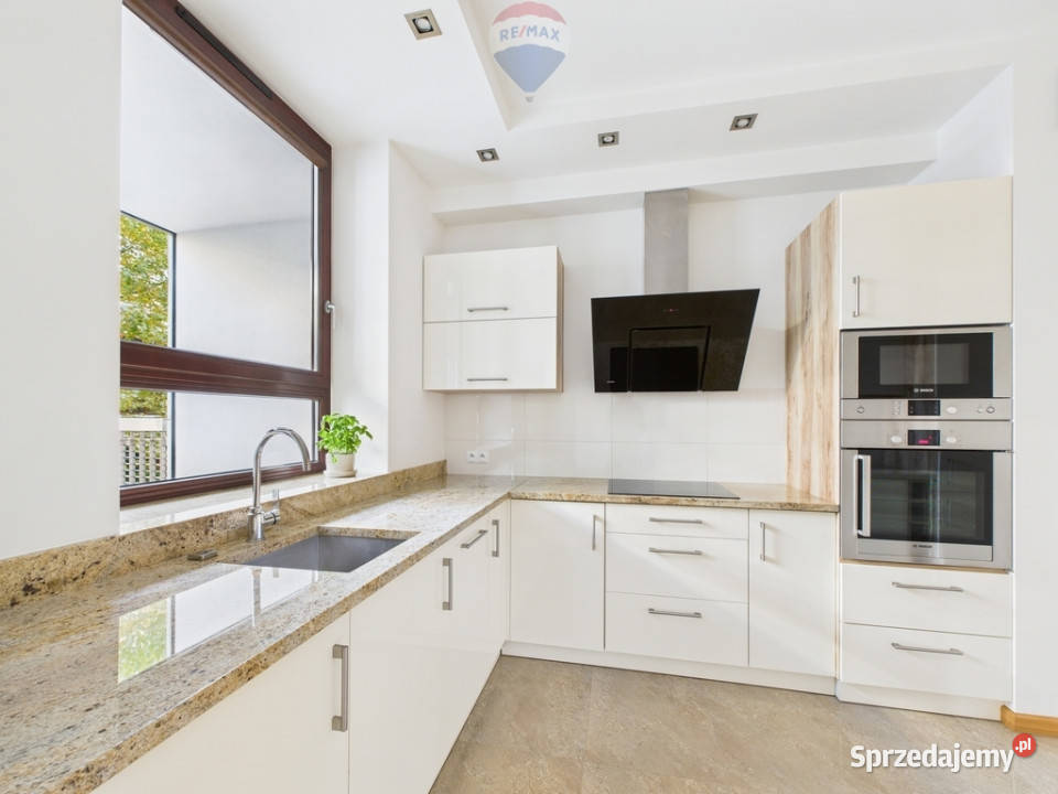 APARTAMENT W PRESTIŻOWEJ INWESTYCJI POWIŚLE