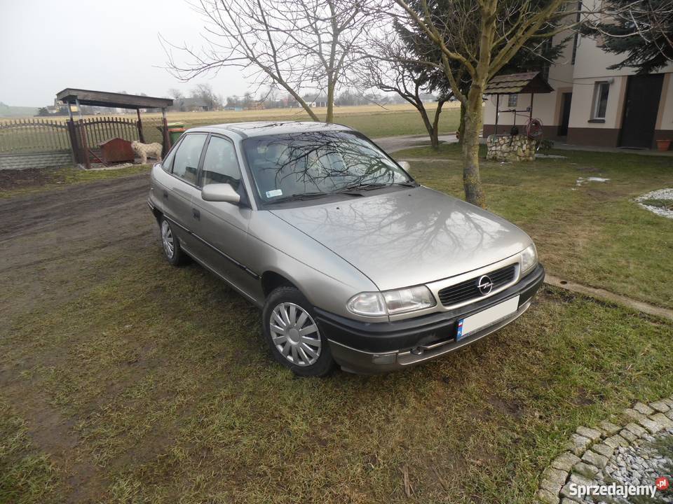 SPRZEDAM OPEL ASTRA16 8V LPG do negocjacji Okalew