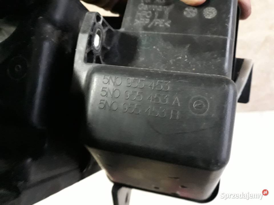 VW TIGUAN ZBIORNICZEK SPRYSKIWACZY 5N0955453B wielkopolskie Międzychód