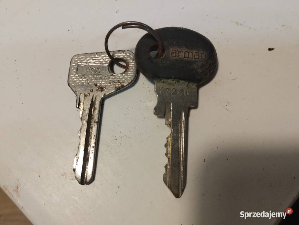 FSO 125p polonez zastawa kluczyki PRL arman osobowe Bielsko-Biała sprzedam