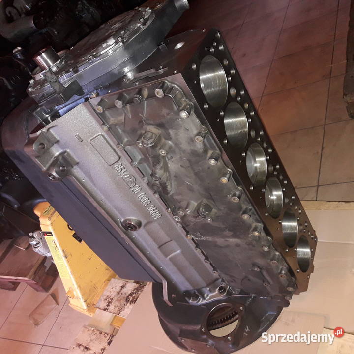 Słupek silnika Mercedes 1324 1524 OM366LA Claas ciężarowe Częstochowa