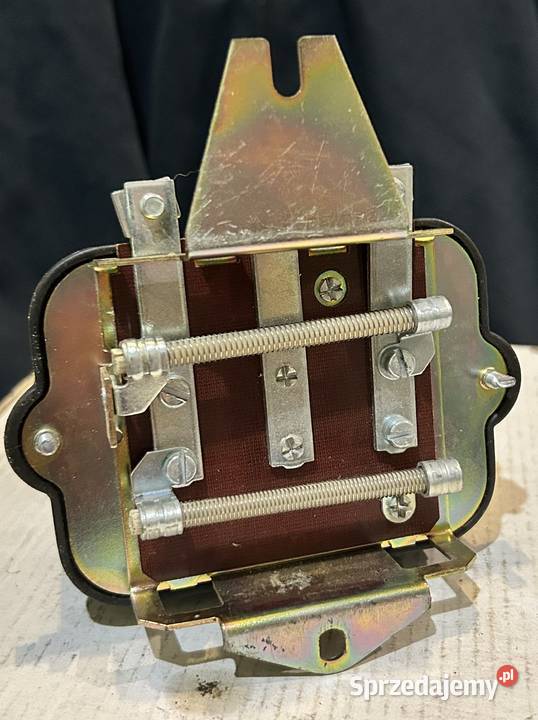 NOWY Regulator napięcia prądnicy C360 RG15d 12V