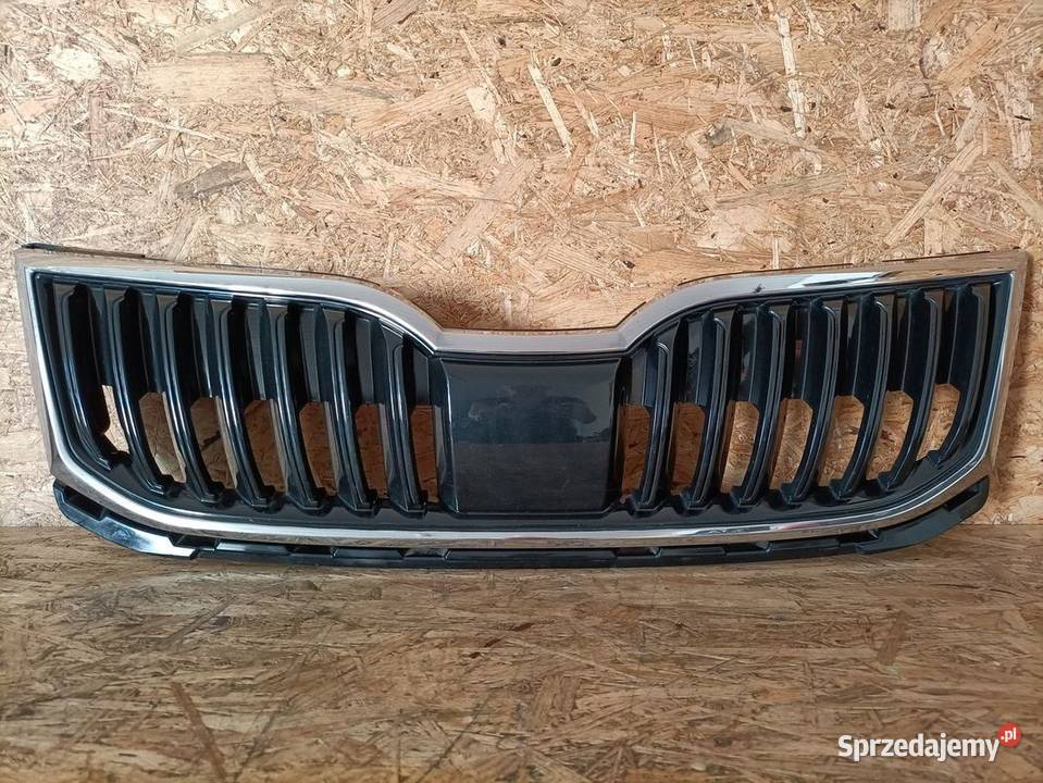 SKODA OCTAVIA III LIFT KRATKA GRILL ATRAPA osobowe Pleszew