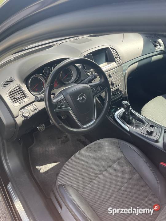 Opel Insignia Sports Tourer 20CDTI Cosmo wielofunkcyjna kierownica