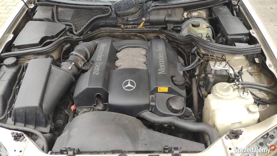 MercedesBenz E320 V6 224KM PIĘKNY STAN BRAK KOROZJI