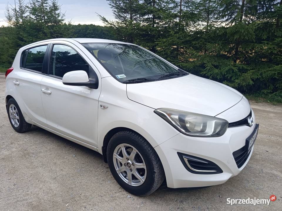 HYUNDAI i20 2012 12 benzyna 135 366 Zadbany Pabianice sprzedam