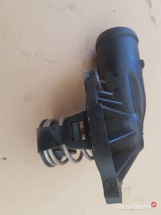 AUDI A6 C6 30 TDI OBUDOWA TERMOSTATU 059121111H termostaty Turek