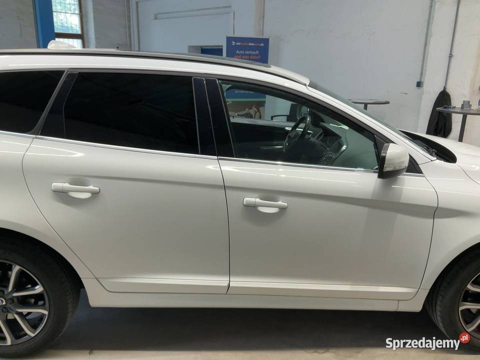 Volvo Xc60 20 d4 190Automat Ostrowiec Świętokrzyski